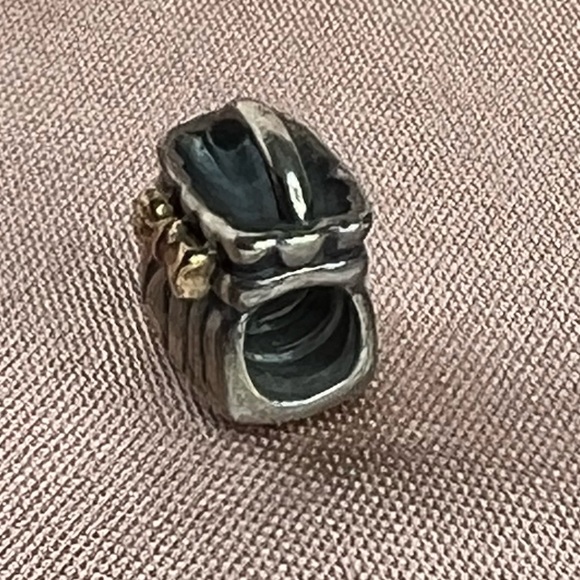 Pandora Two Tone Bow Handbag Charm - Picture 3 of 5